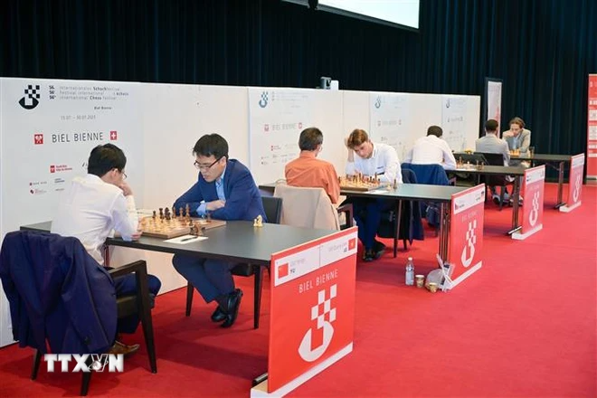 黎光廉10天内击败7名棋手夺得欧洲冠军，世界联合会称赞他是“国际象棋精英”